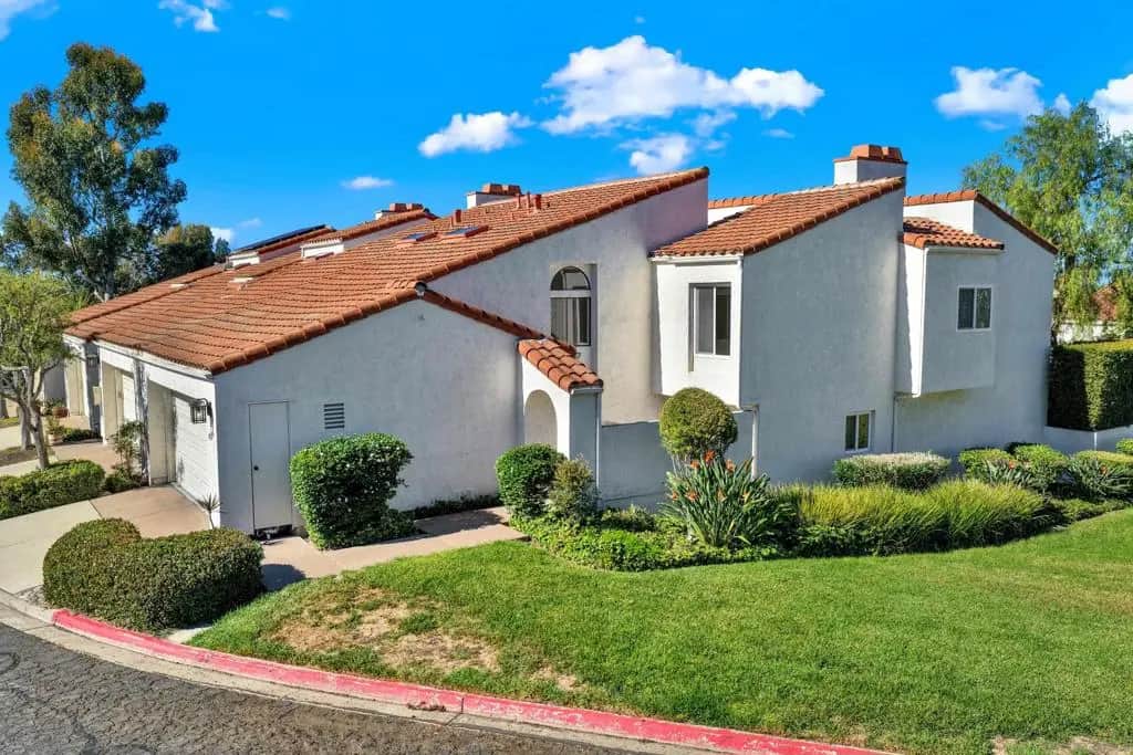 4834 Tinasa Way, San Diego, CA — listing photo 1