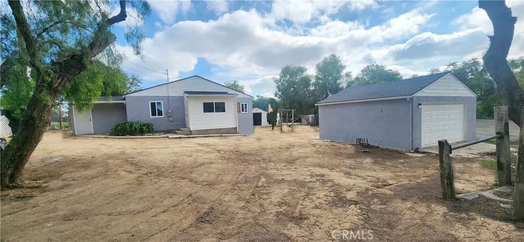 33033 Catlin, Hemet, CA — listing photo 1