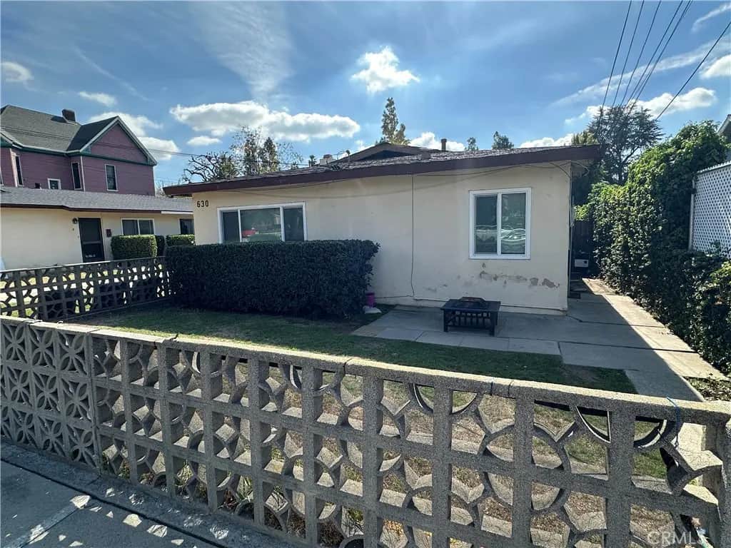 630 W Colorado C, Monrovia, CA — listing photo 1