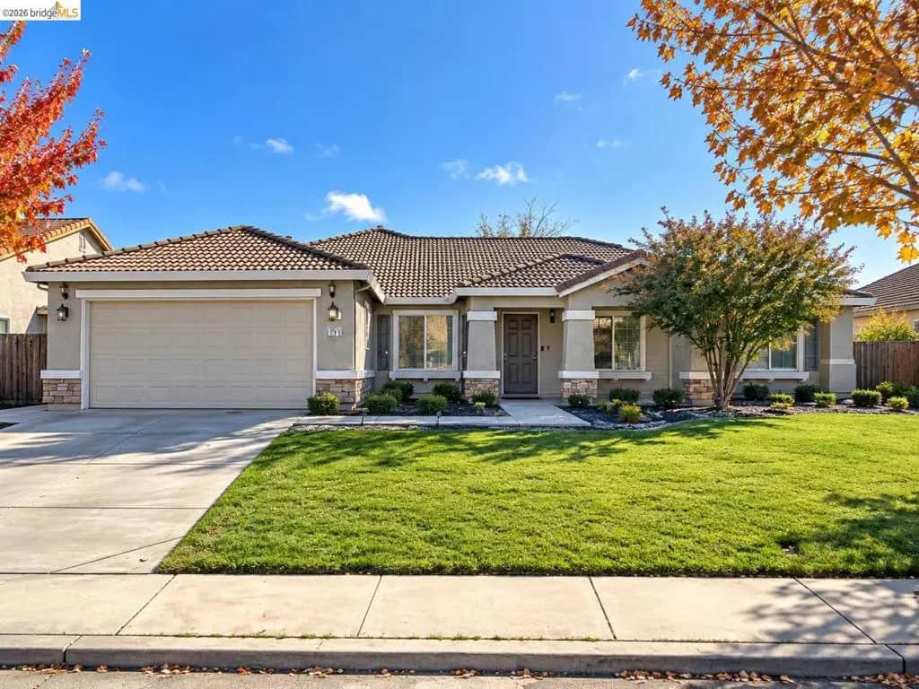 1134 Plumas Links St, Plumas Lake, CA — listing photo 1