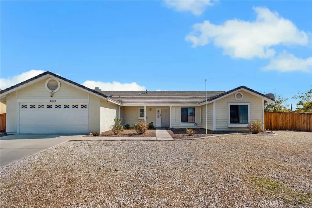 12500 Jade Road, Victorville, CA — listing photo 1