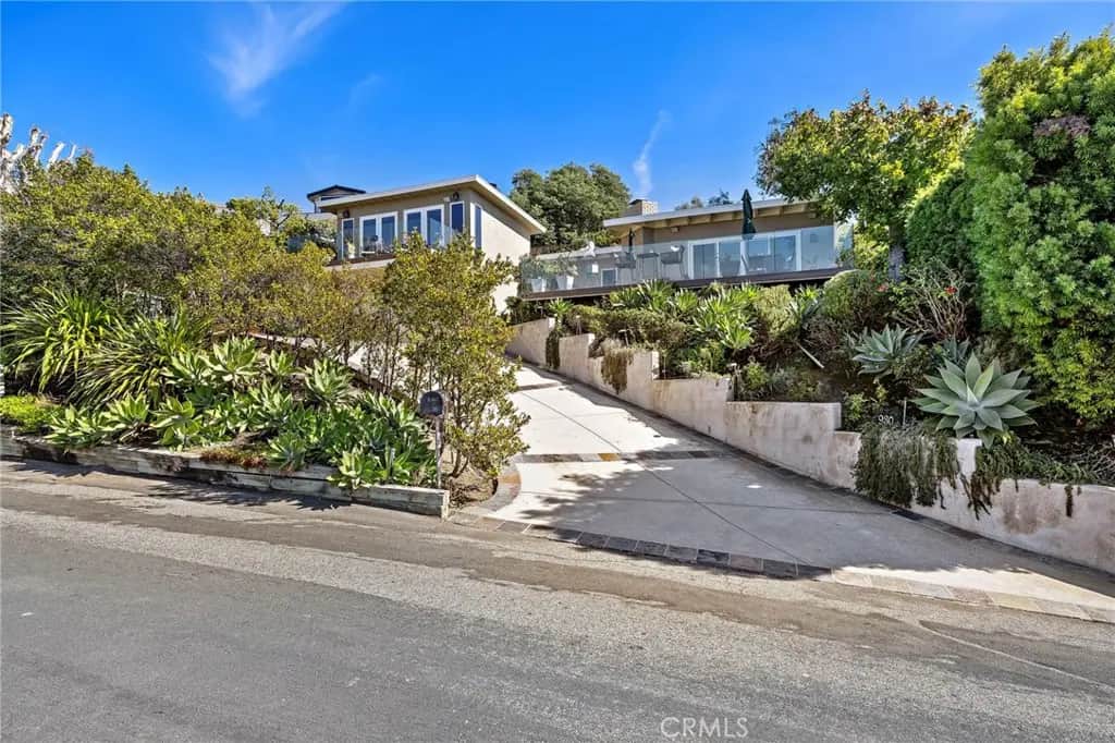 930 Canyon View Drive, Laguna Beach, CA — listing photo 1