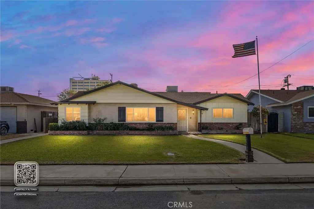3039 Doris, Bakersfield, CA — listing photo 1