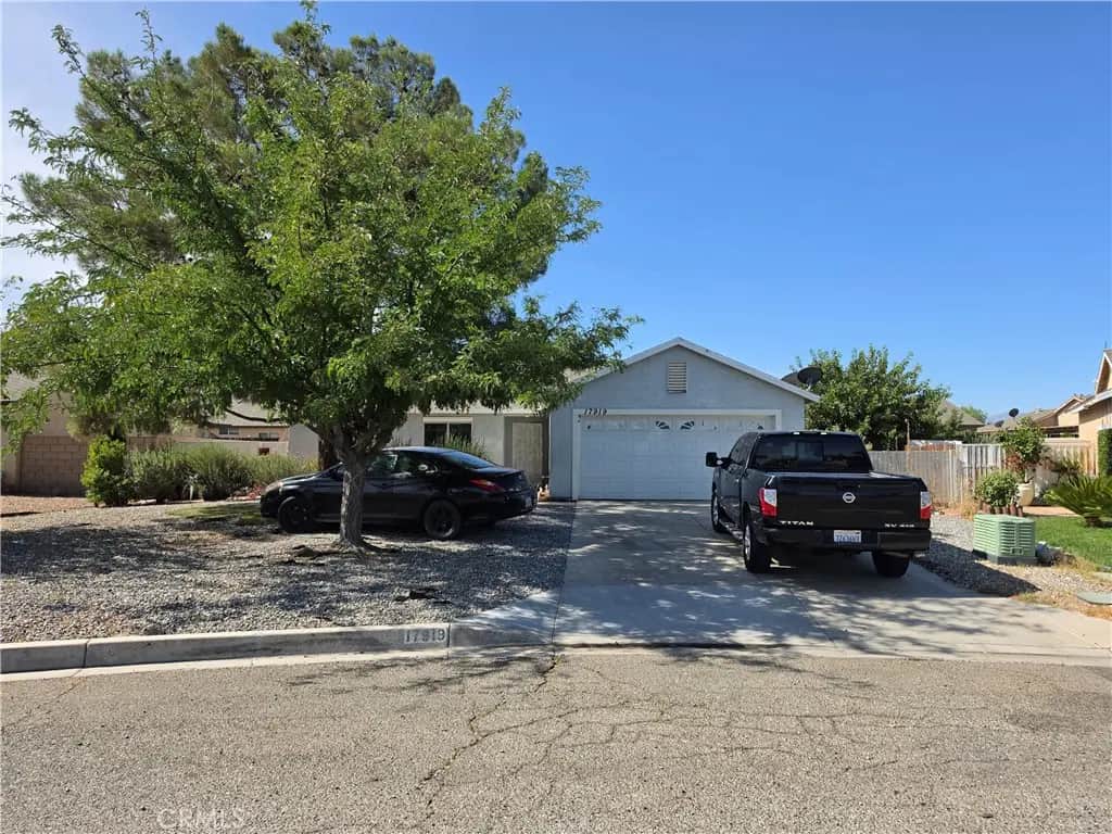 17919 Kendall Circle N, Adelanto, CA — listing photo 1