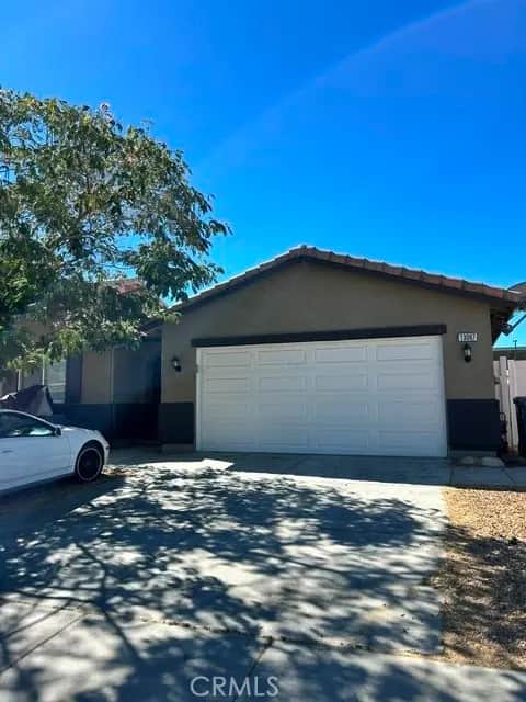 13087 Cerritos Court, Hesperia, CA — listing photo 1