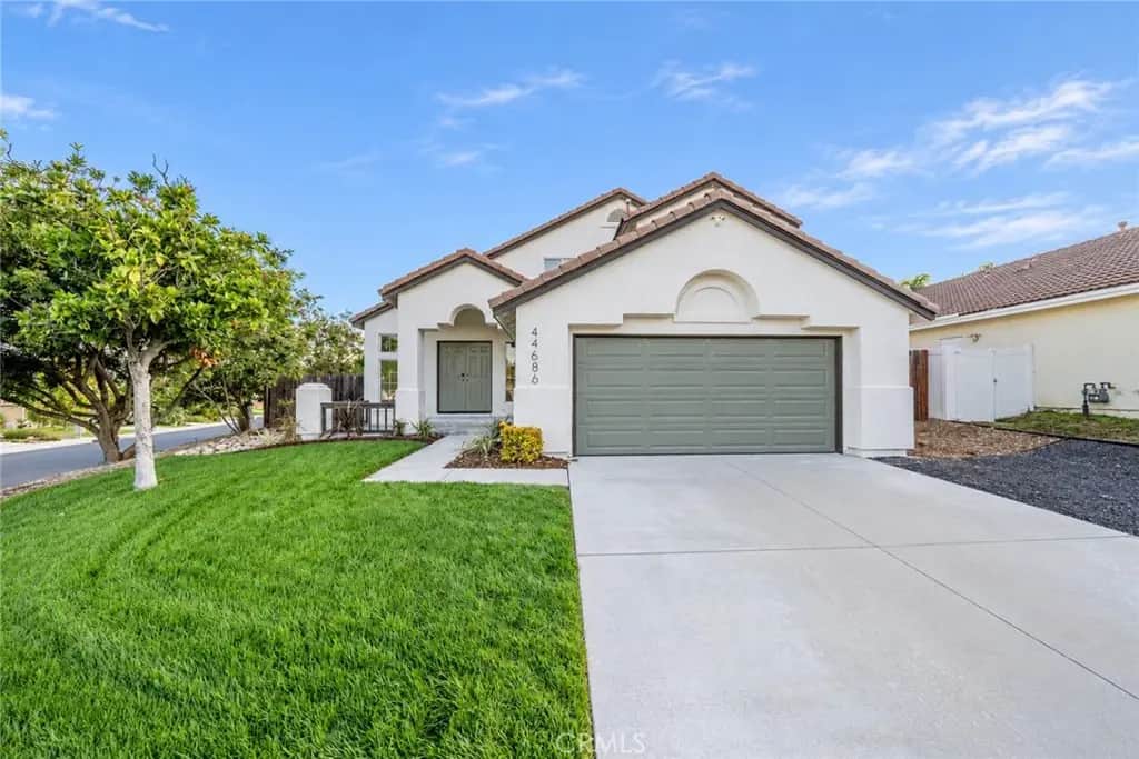 44686 Calle Hilario, Temecula, CA — listing photo 1