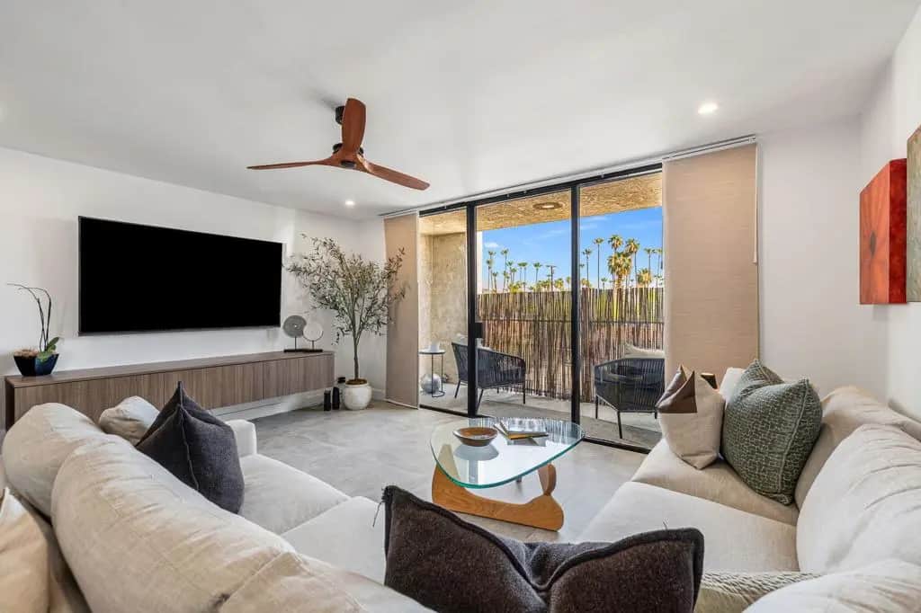 1400 E Palm Canyon Drive 217, Palm Springs, CA — listing photo 1