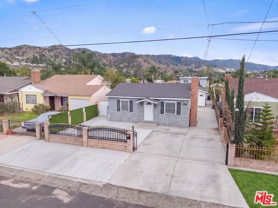 7822 Ferncola Avenue, Sun Valley, CA — listing photo 1
