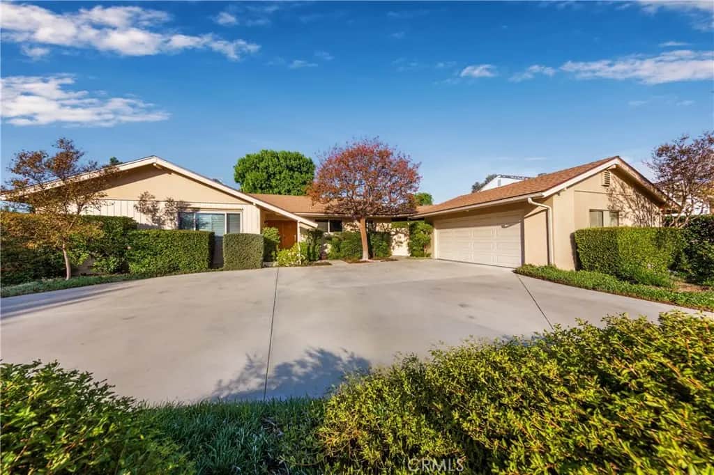 10907 Darby, Porter Ranch, CA — listing photo 1