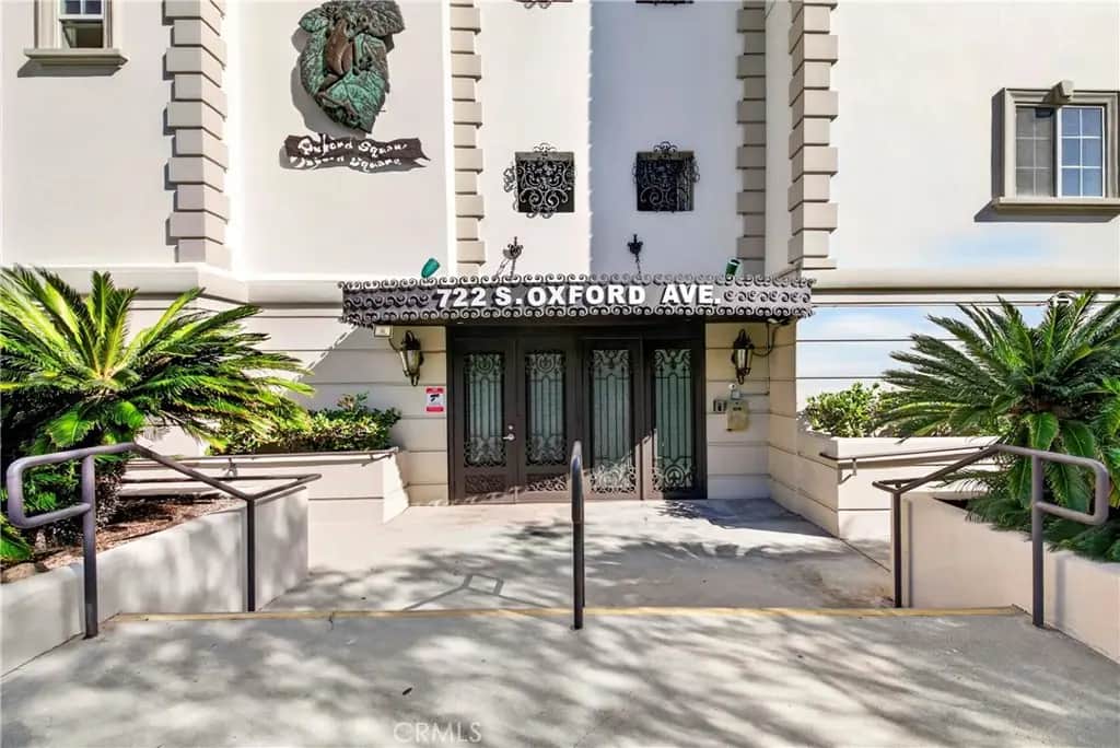 722 S Oxford Avenue 204, Los Angeles, CA — listing photo 1