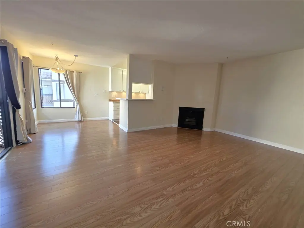 515 N Jackson 311, Glendale, CA — listing photo 1