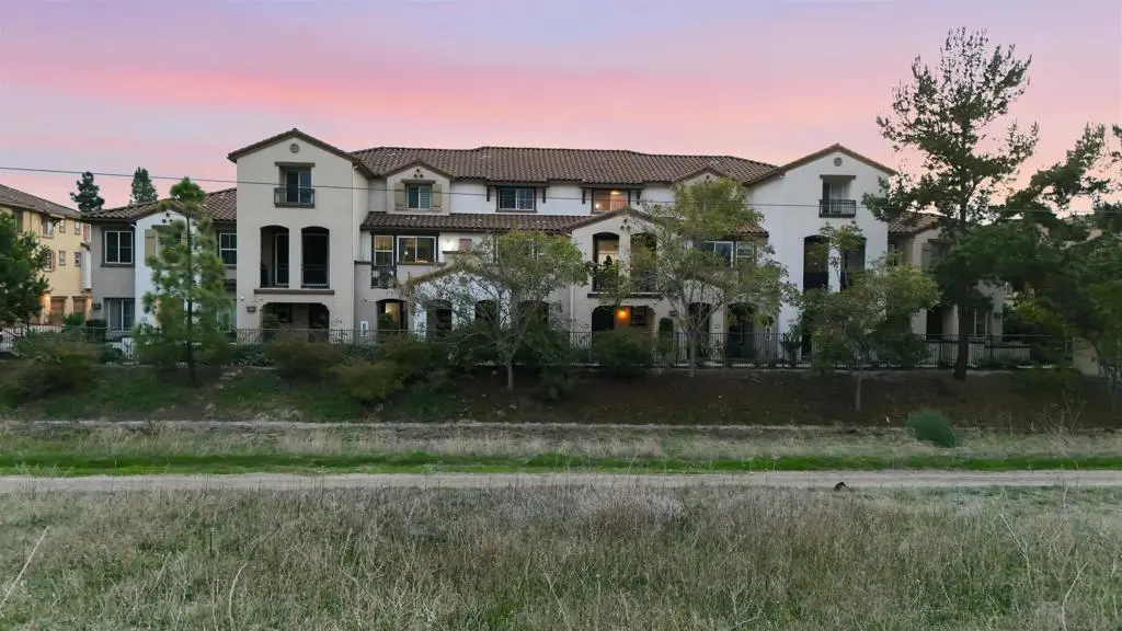 1335 Caminito Pietro 84, Chula Vista, CA — listing photo 1