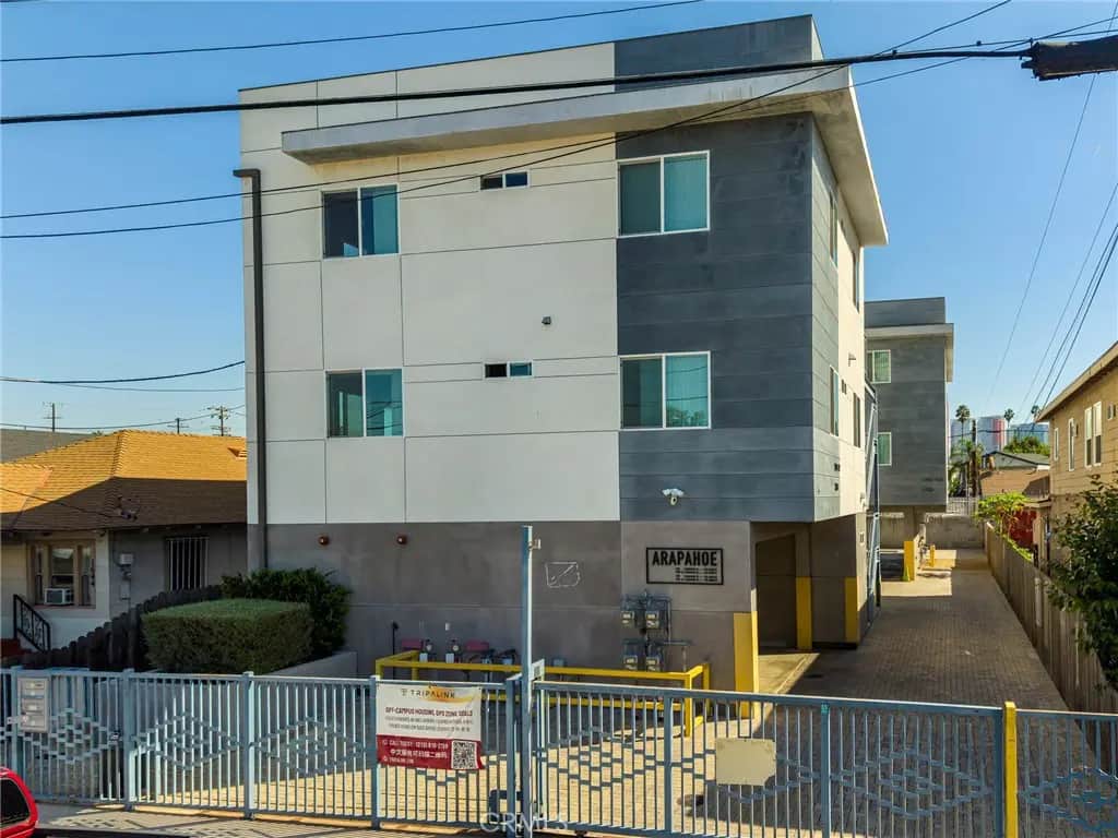 1700 Araphoe Street, Los Angeles, CA — listing photo 1