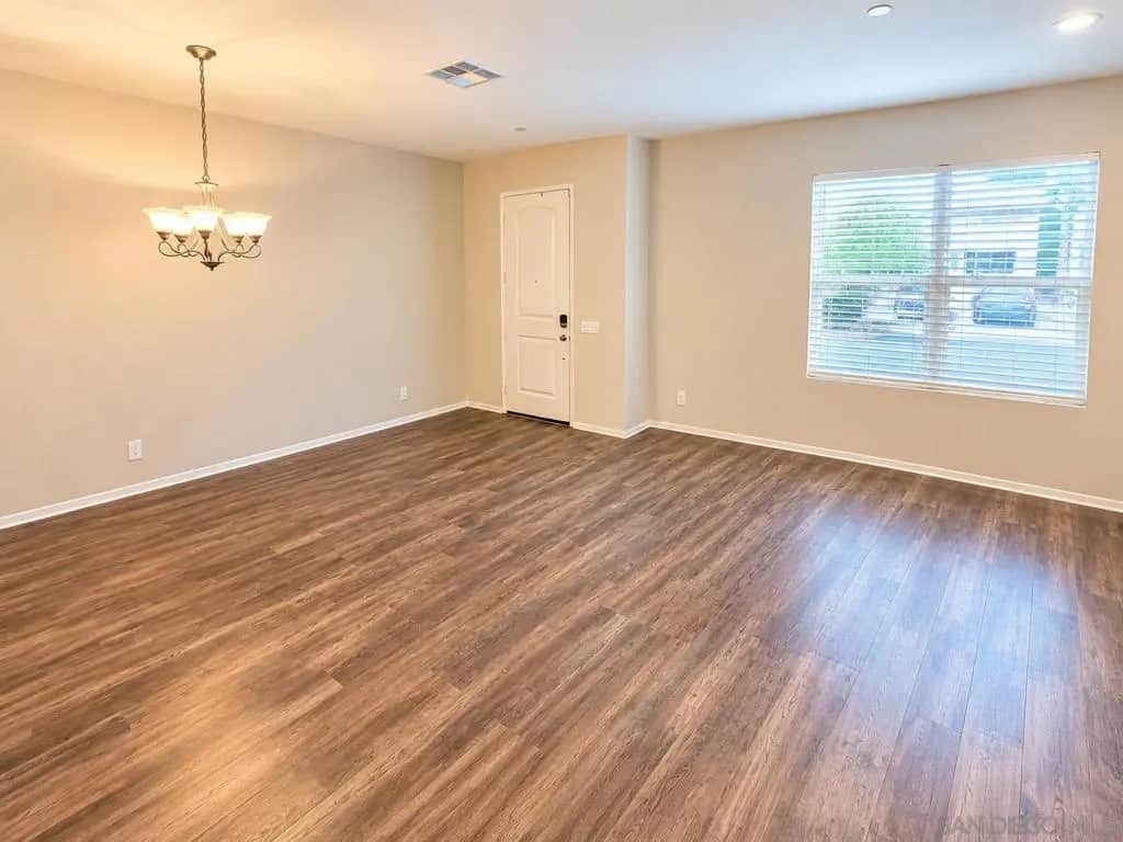 1231 Idanan Rd 4, Chula Vista, CA — listing photo 1