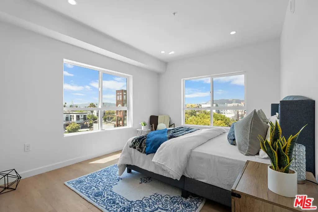 321 S Oxford Avenue 503, Los Angeles, CA — listing photo 1