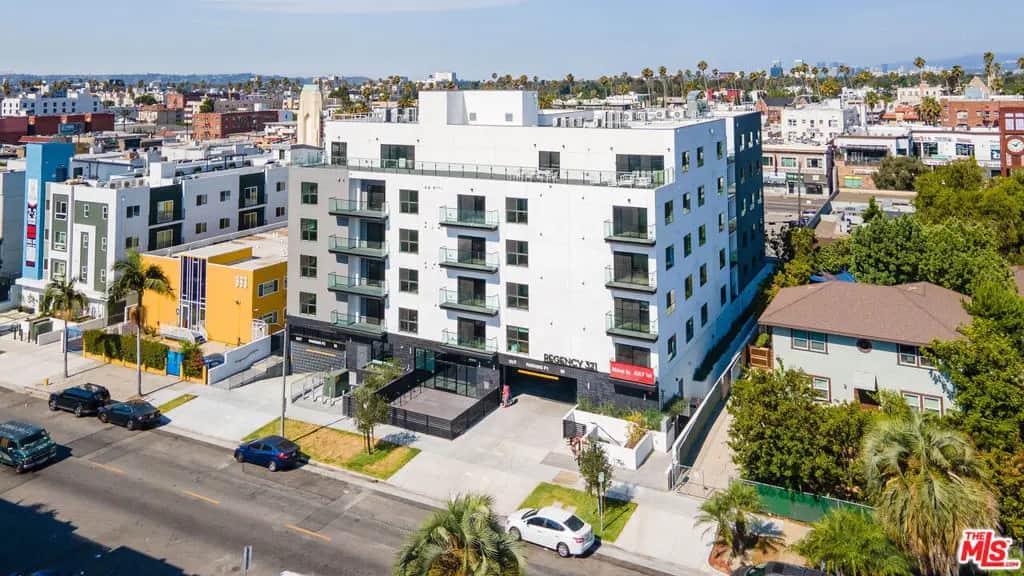 321 S Oxford Avenue 408, Los Angeles, CA — listing photo 1