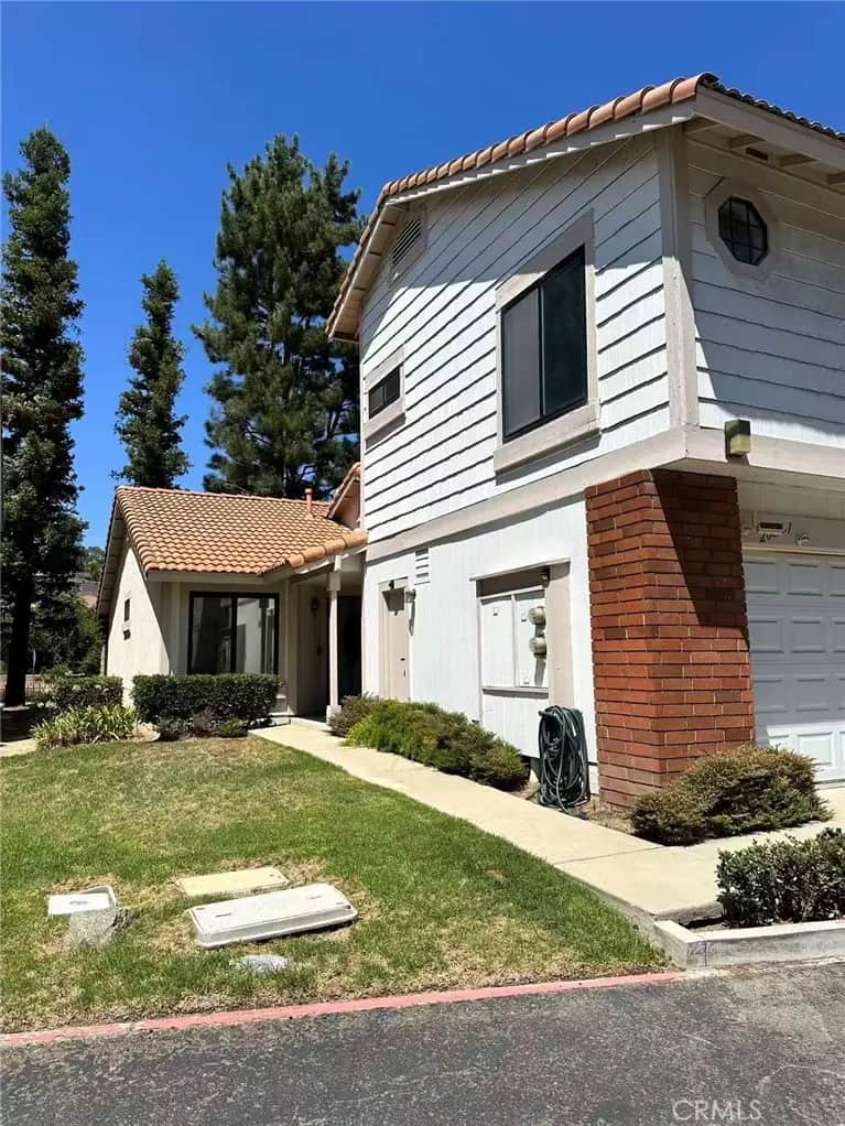 2027 Galvin Lane 1, Diamond Bar, CA — listing photo 1