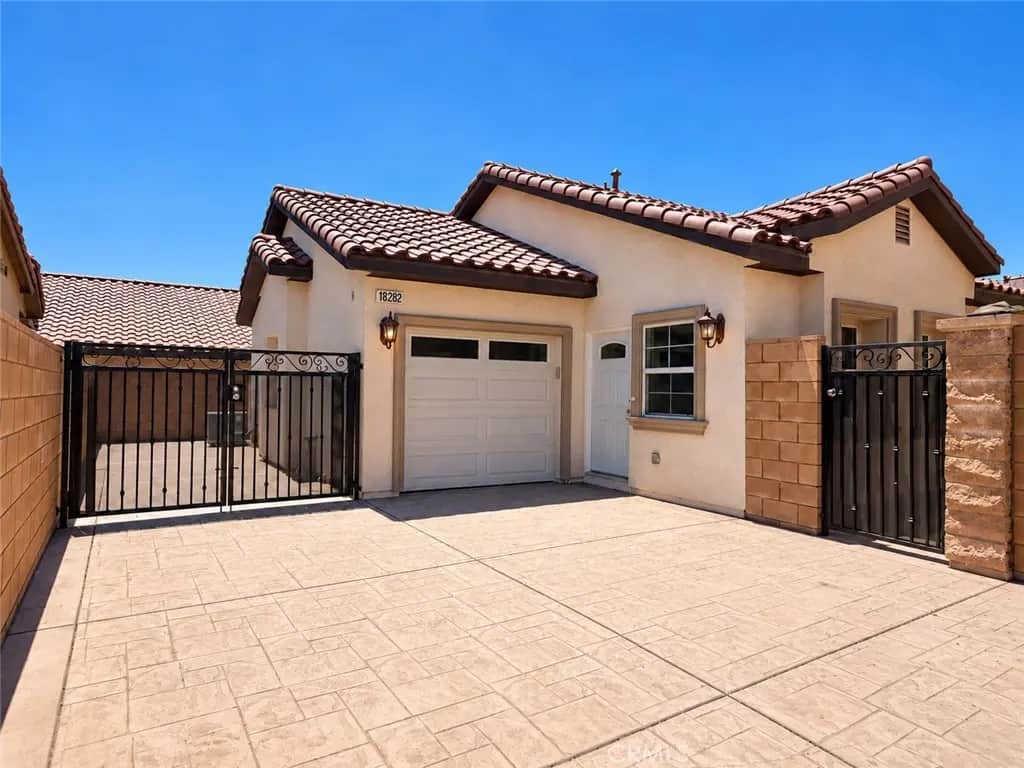 18281 Montgomery 2, Fontana, CA — listing photo 1