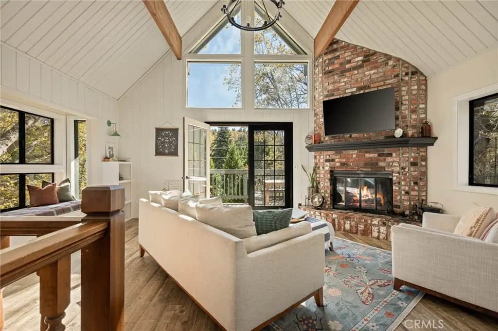 28888 Cedar Drive, Lake Arrowhead, CA — listing photo 1