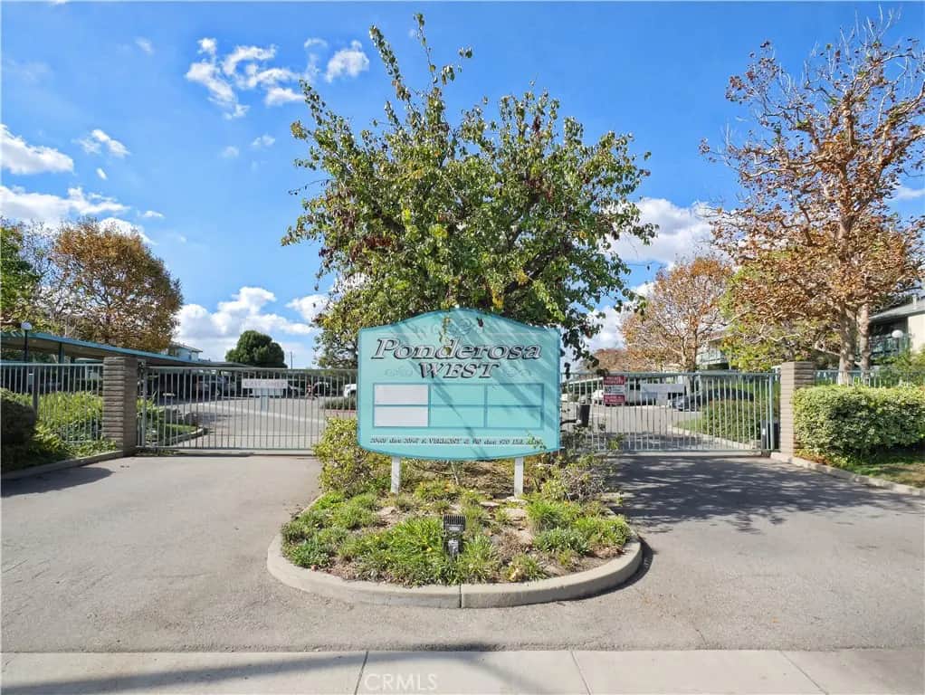 20415 S Vermont Avenue 2, Torrance, CA — listing photo 1