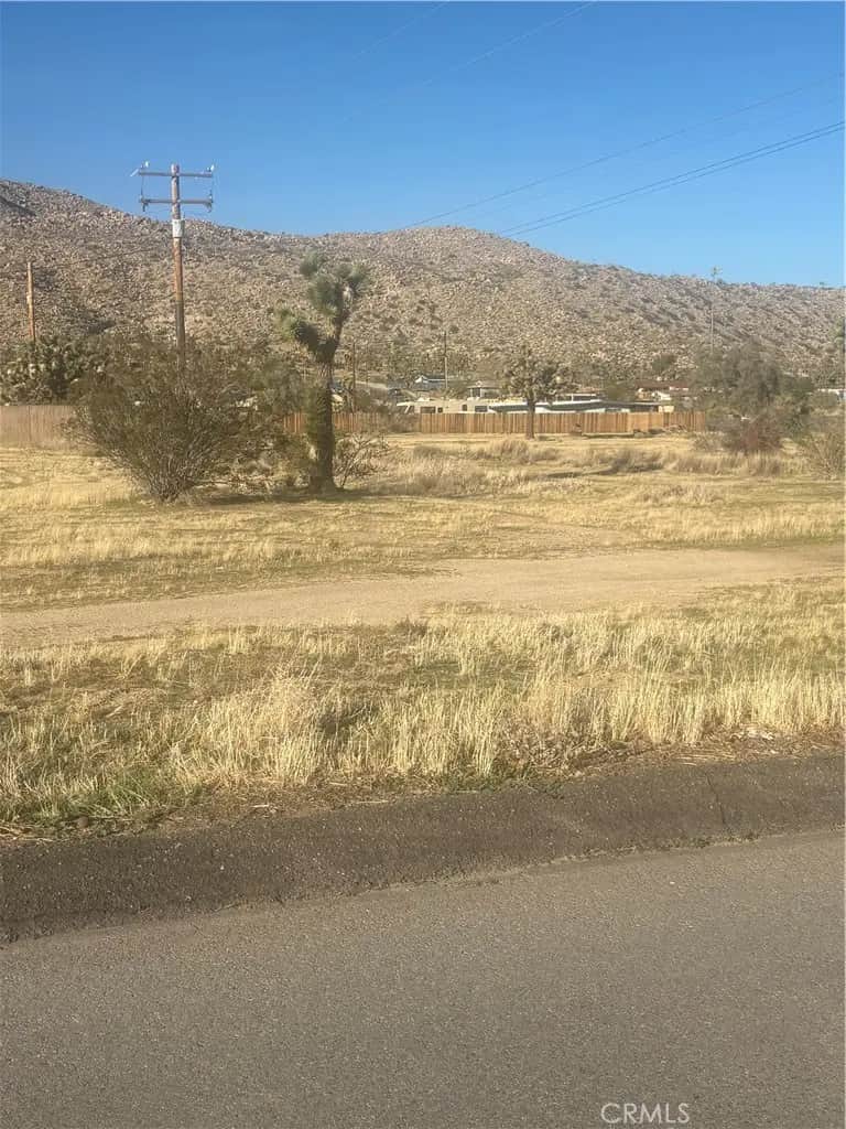 56440 Sunland, Yucca Valley, CA — listing photo 1