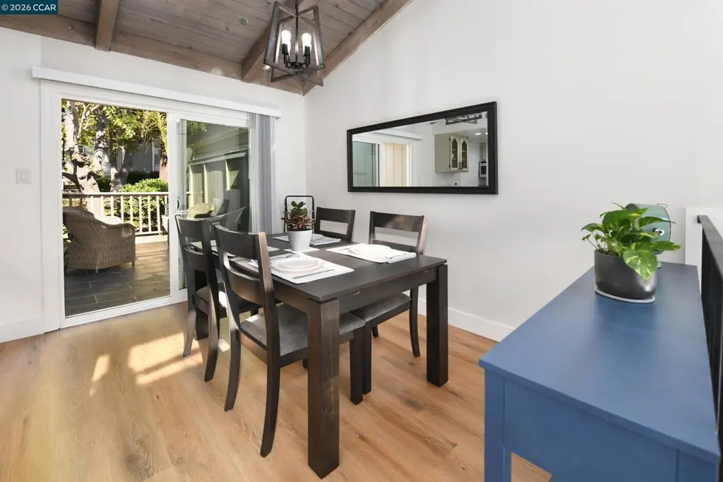 328 Ridgeview Dr, Pleasant Hill, CA — listing photo 1