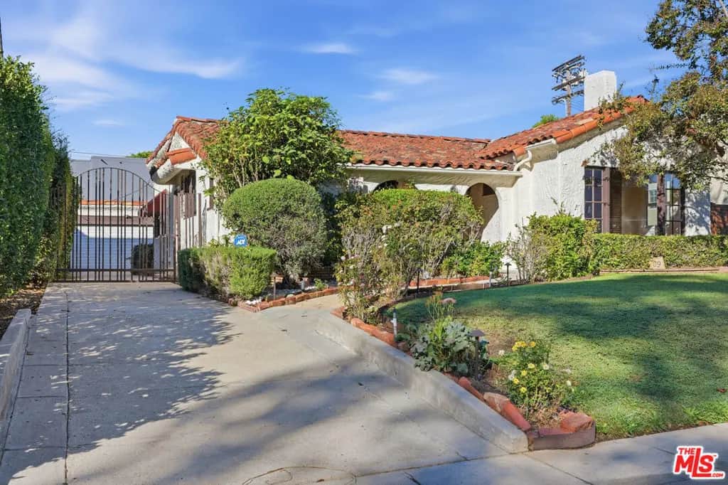 109 N Gower Street, Los Angeles, CA — listing photo 1
