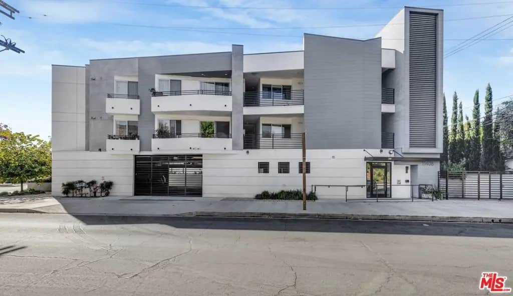 11408 Sarah Street, North Hollywood, CA — listing photo 1