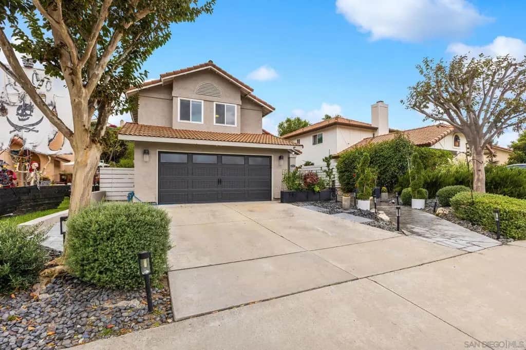 3717 Via Baldona, Oceanside, CA — listing photo 1