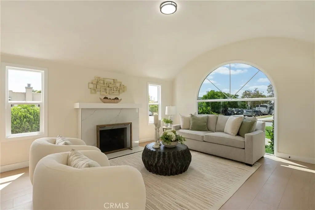 3501 W 59th Place, Los Angeles, CA — listing photo 1