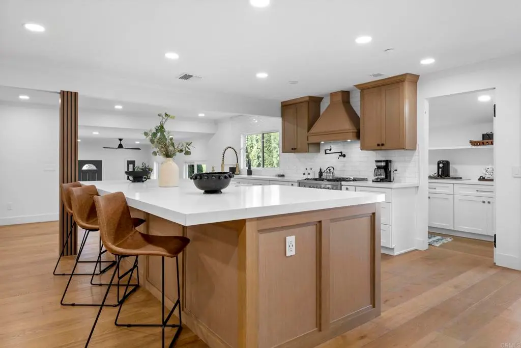 16021 Pomerado Road, Poway, CA — listing photo 1