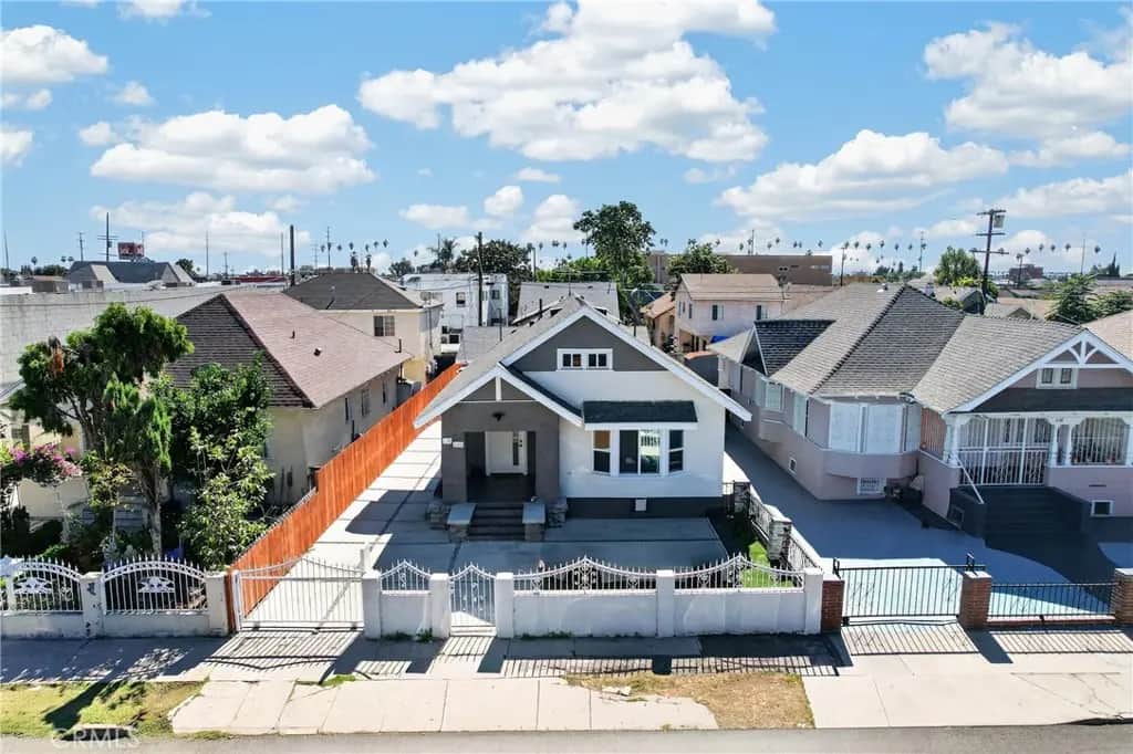 530 W 43rd Street, Los Angeles, CA — listing photo 1