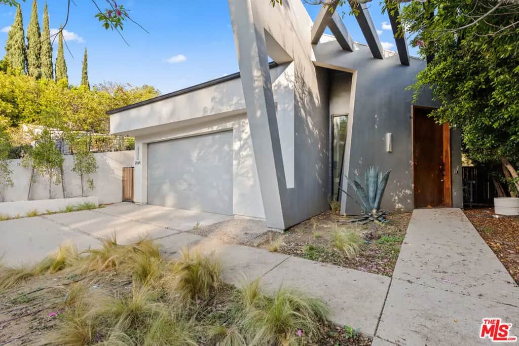 2084 Vine Street, Los Angeles, CA — listing photo 1