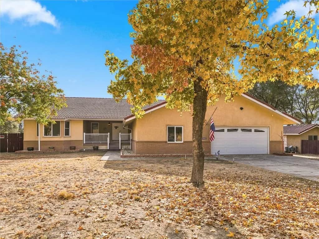 50374 Dovewood, Oakhurst, CA — listing photo 1
