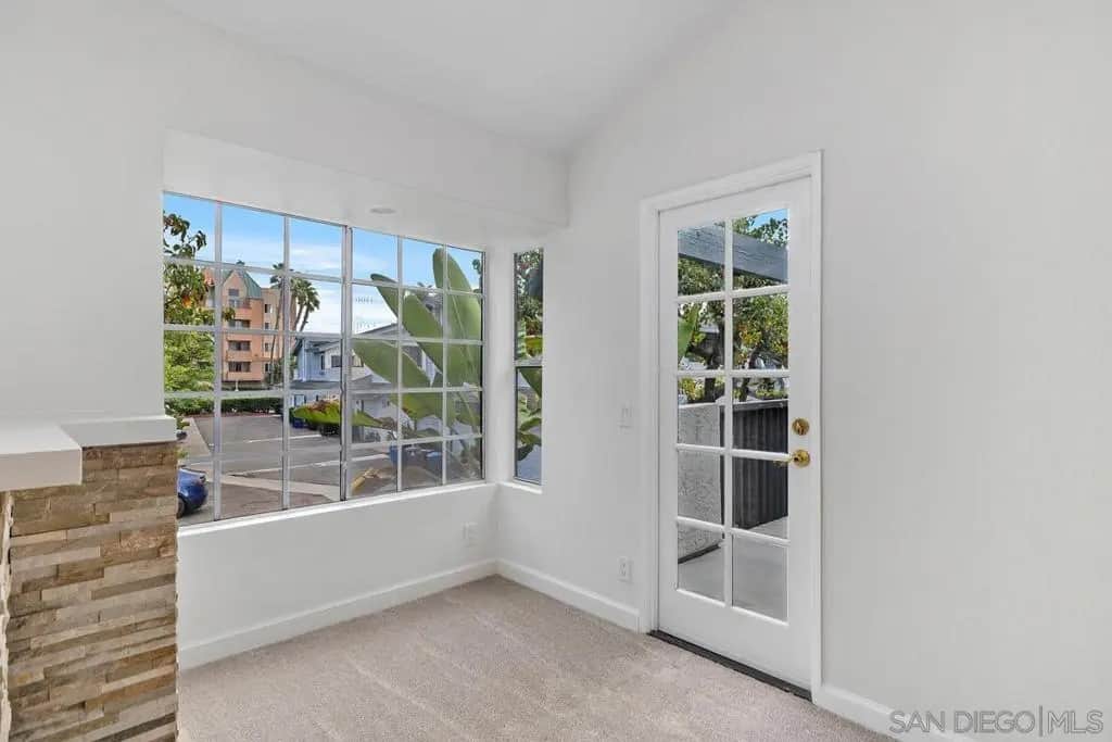 4054 Nobel Drive 204, San Diego, CA — listing photo 1