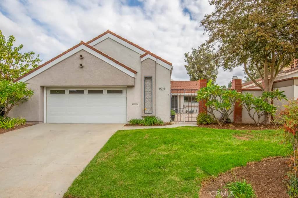 5016 Jardin, Laguna Woods, CA — listing photo 1