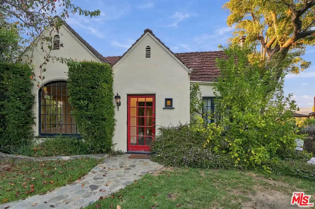 11201 Sunshine Terrace, Studio City, CA — listing photo 1