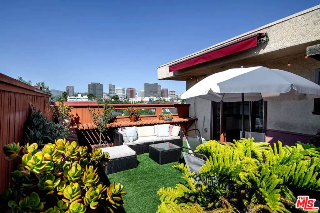 1614 Veteran Avenue 301, Los Angeles, CA — listing photo 1
