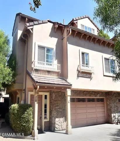 5276 Colodny Drive C, Agoura Hills, CA — listing photo 1