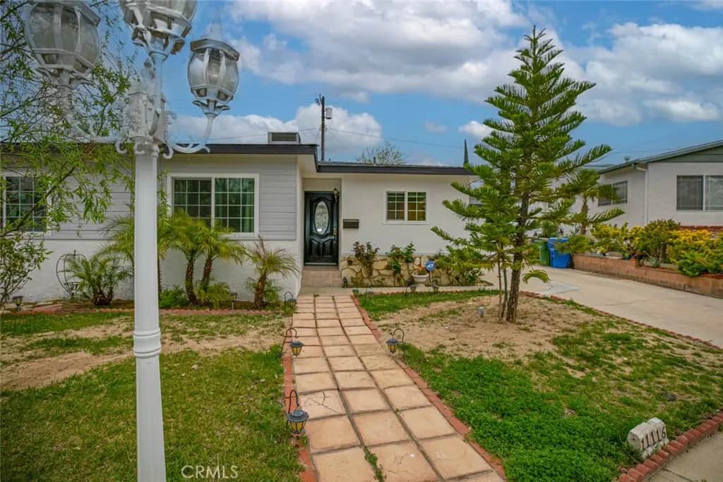 11116 Parr Avenue, Sunland, CA — listing photo 1