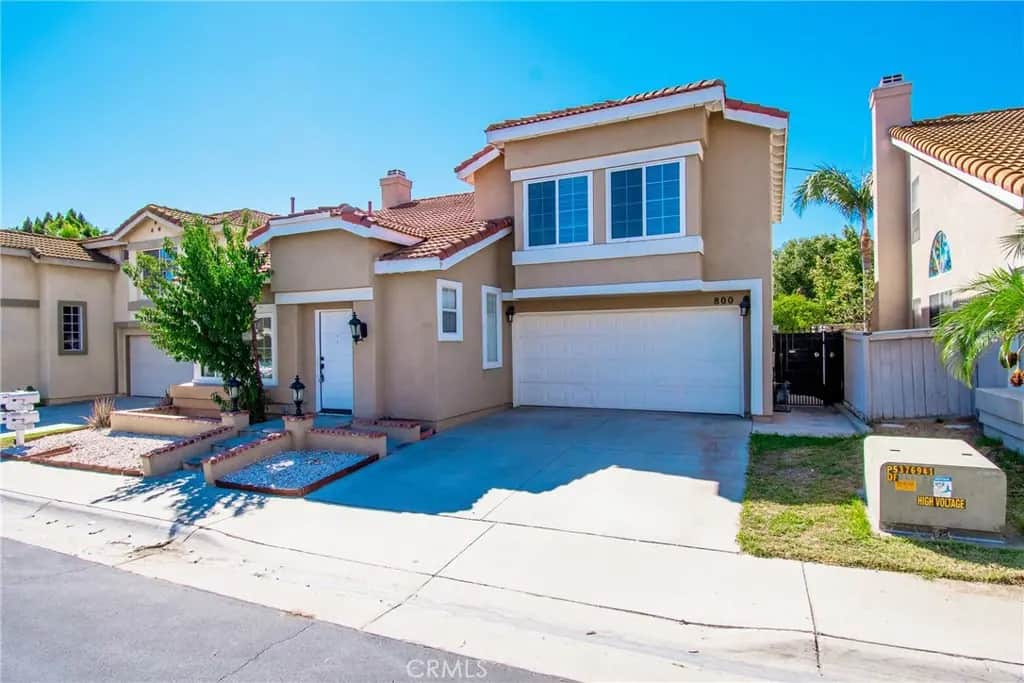 800 Vista Real, Corona, CA — listing photo 1