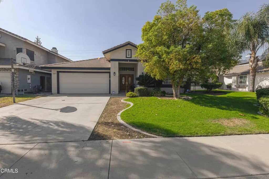4303 Crescent Rock Lane, Bakersfield, CA — listing photo 1