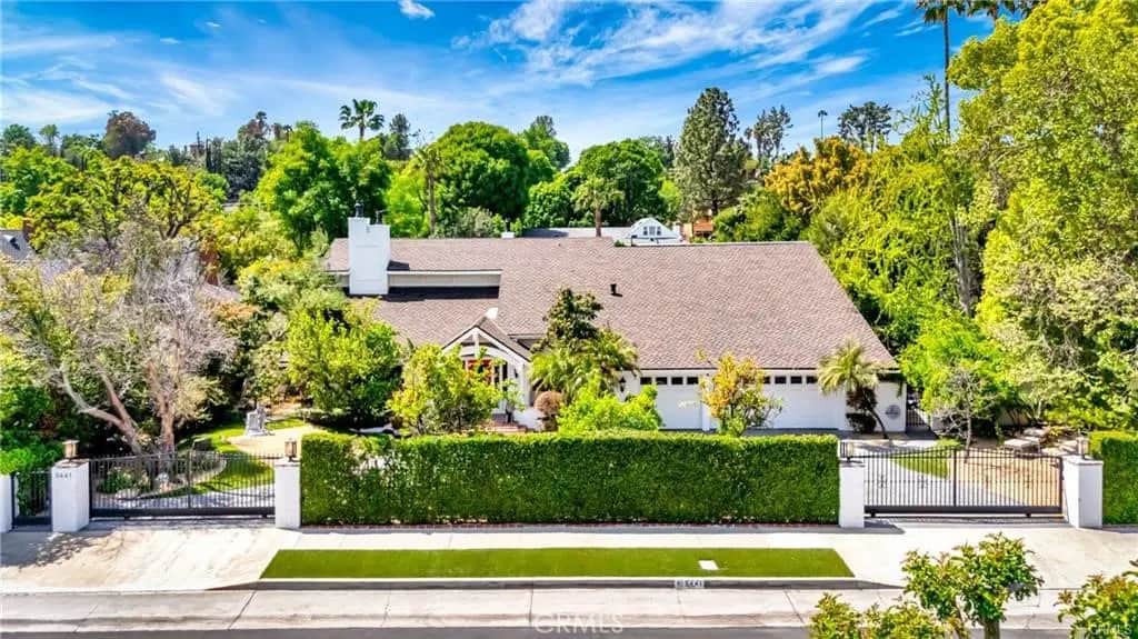 5441 Calvin, Tarzana, CA — listing photo 1