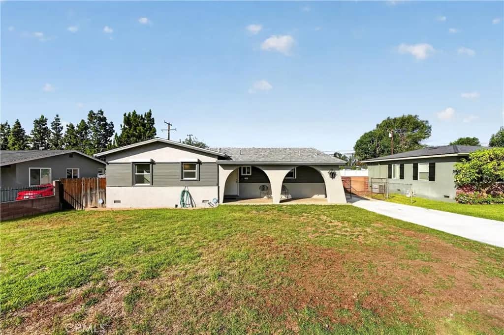 1341 S Bender, Glendora, CA — listing photo 1