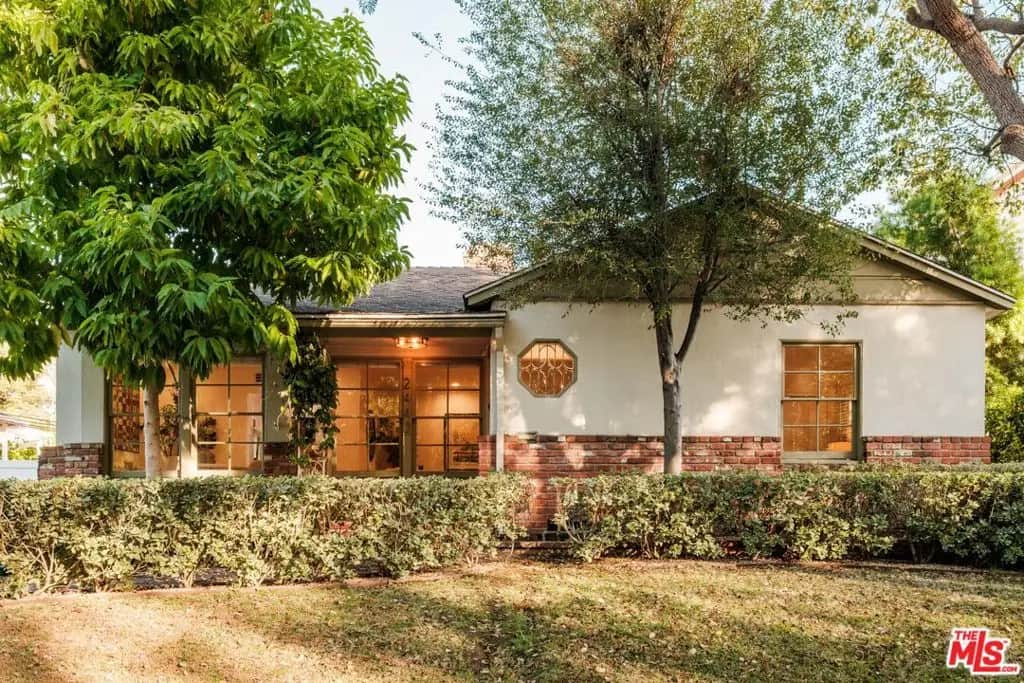 2442 Beverwil Drive, Los Angeles, CA — listing photo 1