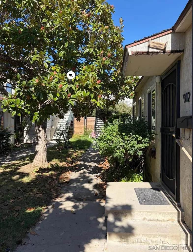 910 14 Diamond St, San Diego, CA — listing photo 1