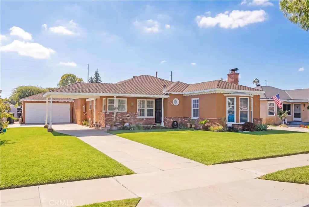 9946 Maple, Bellflower, CA — listing photo 1