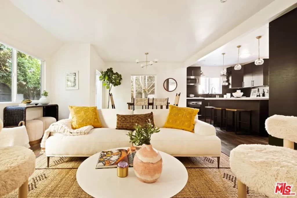 1851 Vineyard Avenue, Los Angeles, CA — listing photo 1