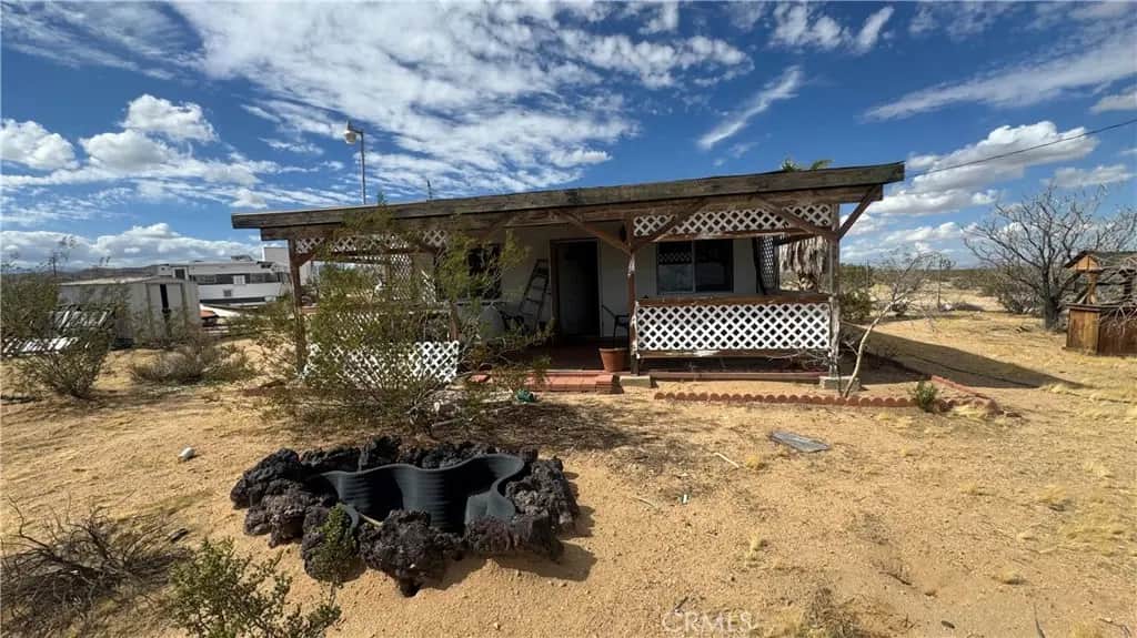 57179 Pine Street, Landers, CA — listing photo 1