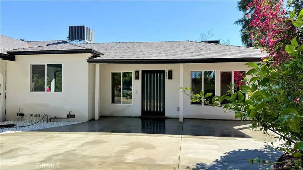17438 1/2 Horace, Granada Hills, CA — listing photo 1